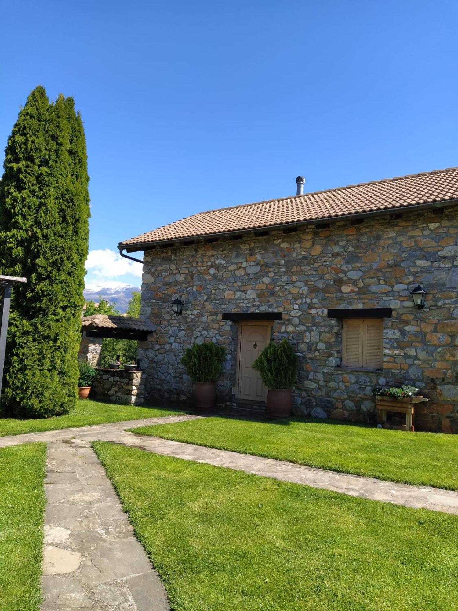 Casa de camp Casas Cleto - *